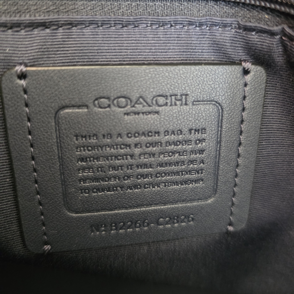 Coach Navy and Cream Women's Bag - Picture 5 of 7